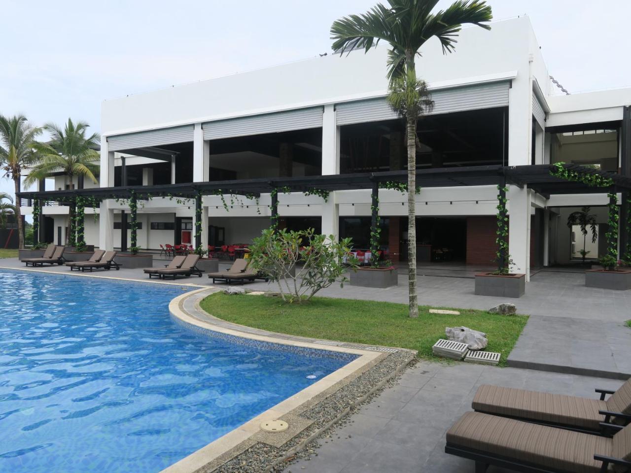 Nasau Resort & Villas Nadi Exterior foto